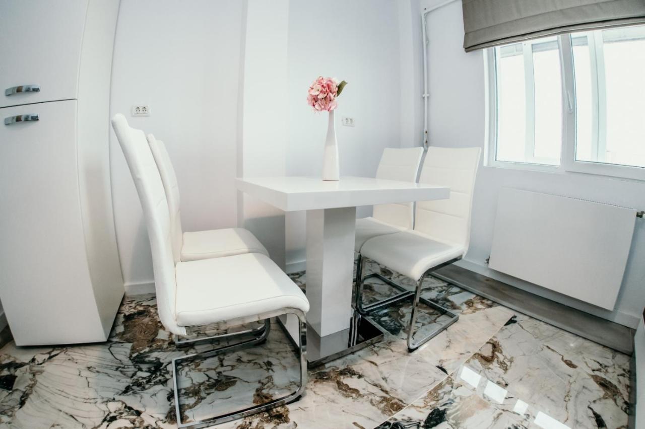 Apartament De Lux Ultramodern In Zona Centrala Timişoara Extérieur photo
