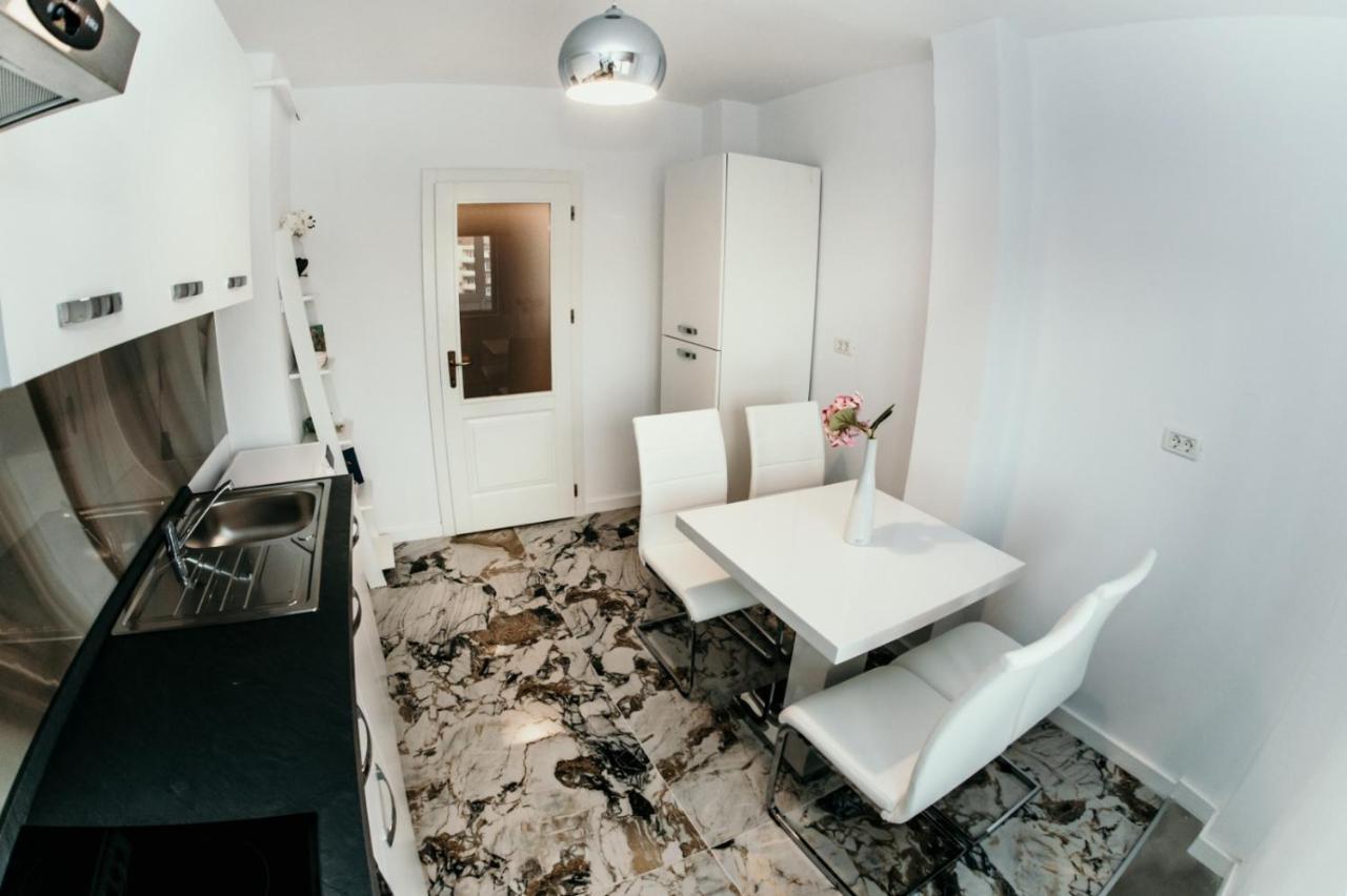 Apartament De Lux Ultramodern In Zona Centrala Timişoara Extérieur photo