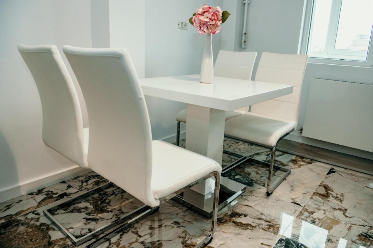 Apartament De Lux Ultramodern In Zona Centrala Timişoara Extérieur photo